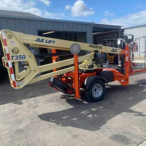 A JLG lift in the Stellar Rentals Texas parking lot.